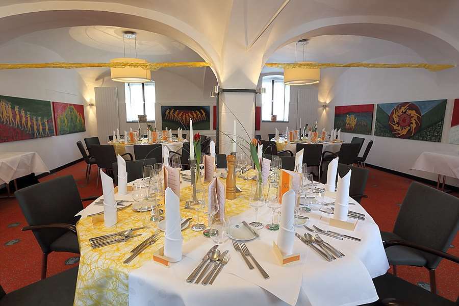Romantik Hotel Zur Schwane Volkach Restaurant photo