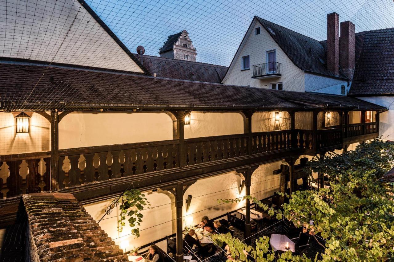 Romantik Hotel Zur Schwane Volkach Exterior photo